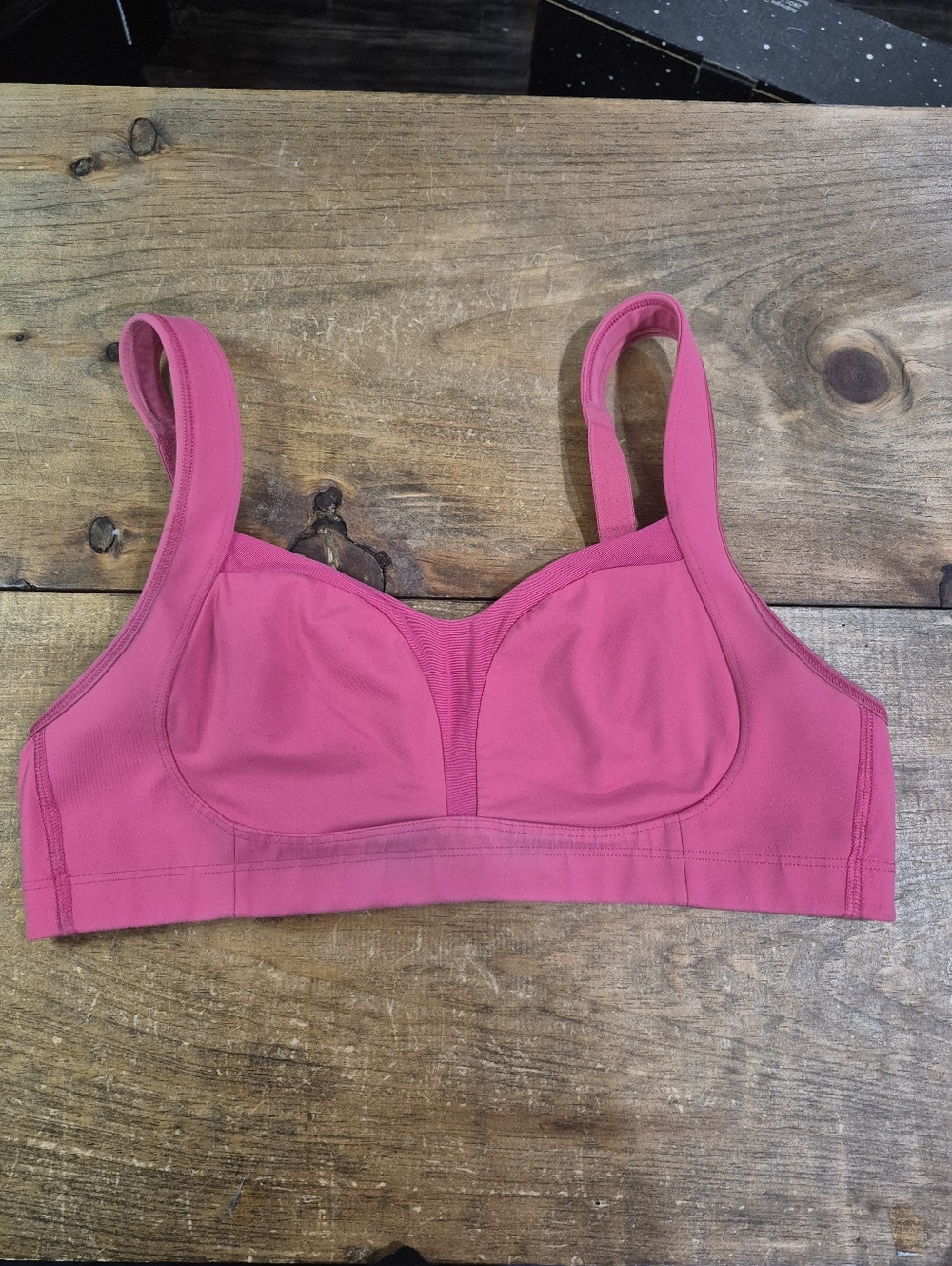 Lululemon Ta Ta Tamer Bra III Pink 36C W2C61S